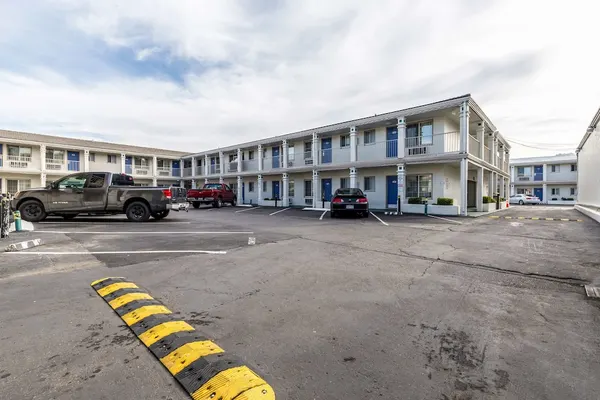 Photo 1 - Motel 6 San Rafael, CA
