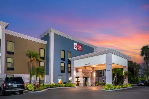 Photo 1 - Best Western Plus Universal Inn