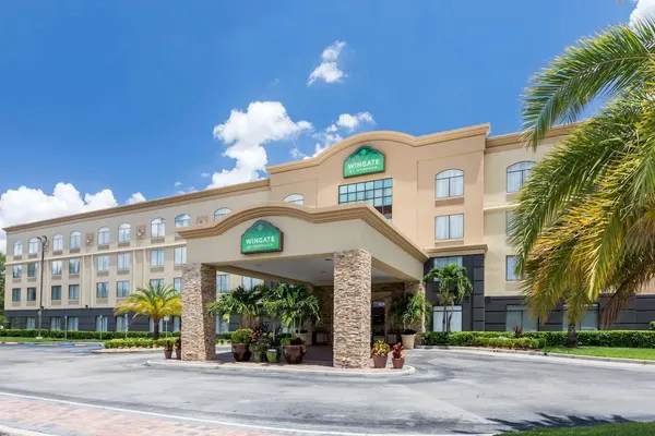 Photo 1 - Wingate by Wyndham Convention Ctr Closest Universal Orlando