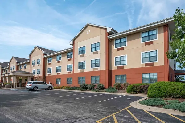 Photo 1 - Extended Stay America Suites Indianapolis Airport