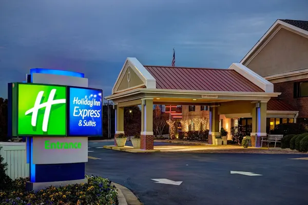 Photo 1 - Holiday Inn Express Hotel & Suites Corinth by IHG