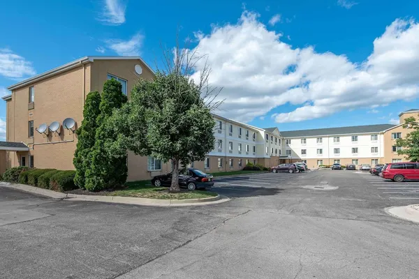 Photo 1 - Extended Stay America Suites Cincinnati Blue Ash Kenwood Rd