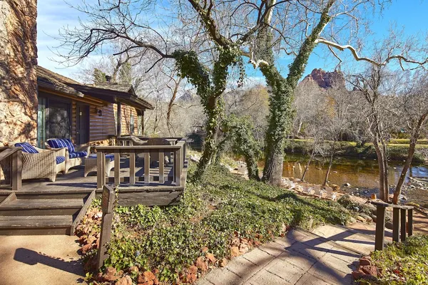 Photo 1 - L'Auberge de Sedona