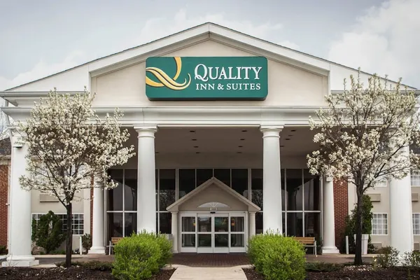 Photo 1 - Quality Inn and Suites St Charles - West Chicago