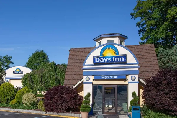 Photo 1 - Days Inn by Wyndham Nanuet / Spring Valley