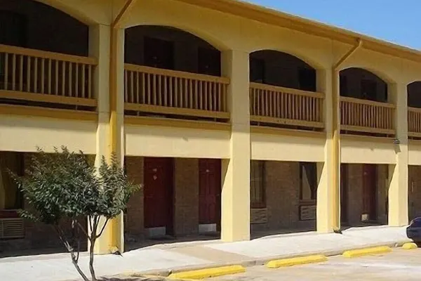 Photo 1 - Motel 6 Freeport, TX