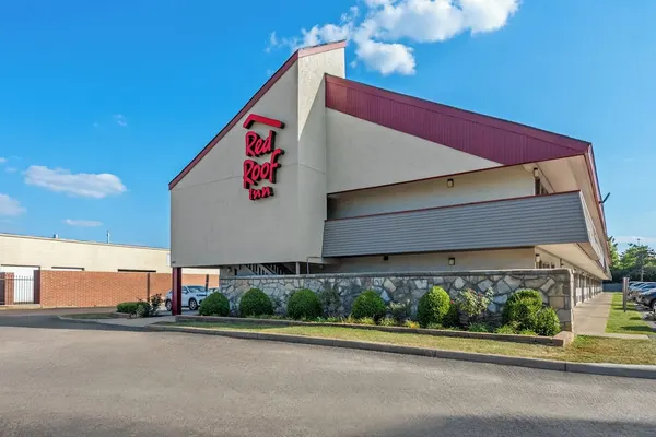 Photo 1 - Red Roof Inn Columbus West - Hilliard