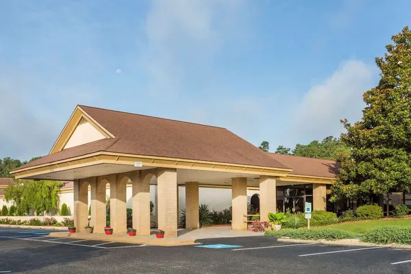 Photo 1 - Days Inn & Conf Center by Wyndham Southern Pines Pinehurst