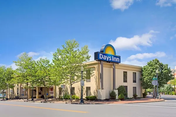 Photo 1 - Days Inn by Wyndham Silver Spring