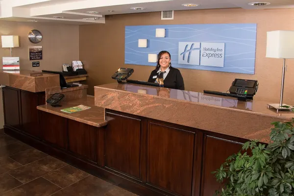 Photo 1 - Holiday Inn Express & Suites Grand Canyon by IHG