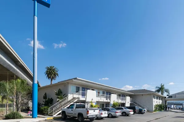 Photo 1 - Motel 6 Redlands, CA