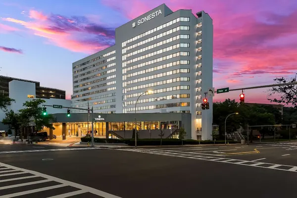 Photo 1 - Sonesta White Plains Downtown