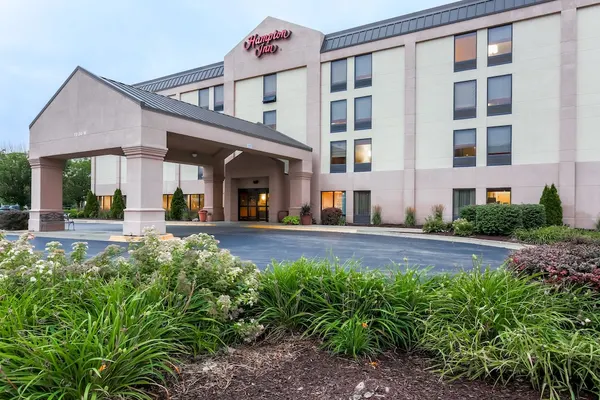 Photo 1 - Hampton Inn Champaign/Urbana