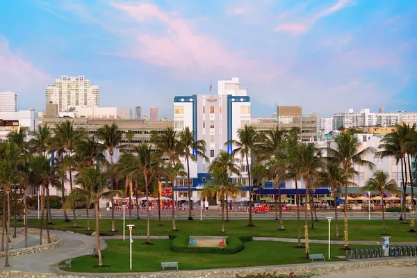 Photo 1 - Park Central South Beach