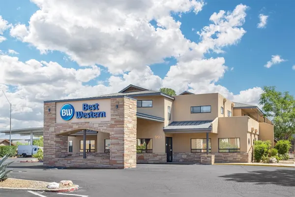 Photo 1 - Best Western Cottonwood Inn