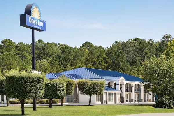 Photo 1 - Days Inn by Wyndham Fulton