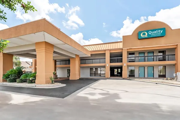 Photo 1 - Quality Inn Calhoun North I-75