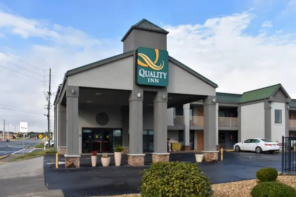Photo 1 - Quality Inn Calhoun North I-75