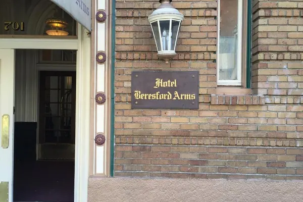 Photo 1 - Beresford Arms Hotel