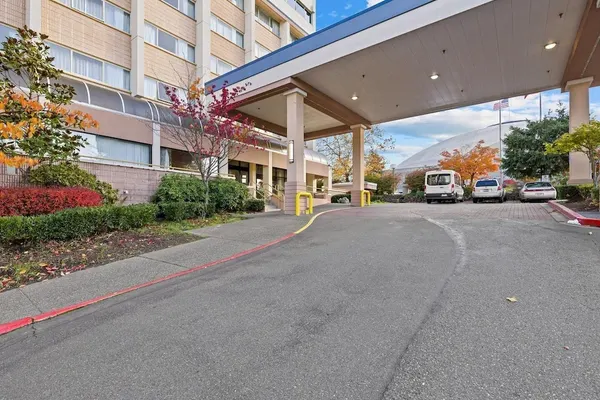 Photo 1 - Comfort Inn & Suites Downtown Tacoma