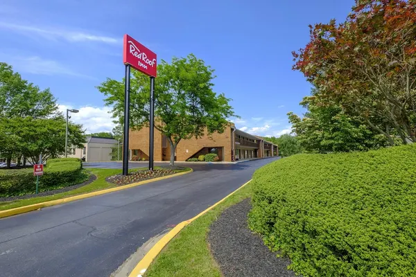 Photo 1 - Red Roof Inn Edgewood