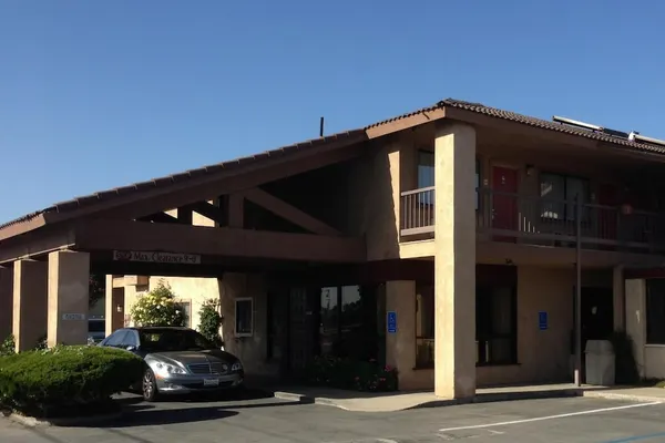 Photo 1 - Motel 6 Soledad, CA