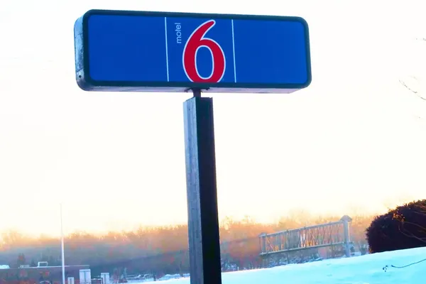 Photo 1 - Motel 6 Burnsville, MN