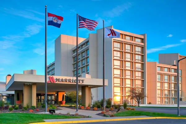 Photo 1 - Kansas City Airport Marriott