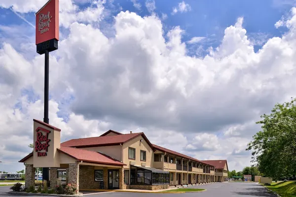 Photo 1 - Red Roof Inn Indianapolis - Greenwood