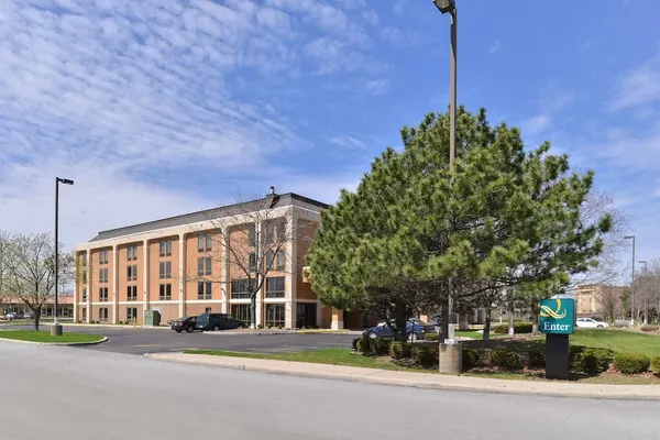 Photo 1 - Quality Inn & Suites Matteson near I-57