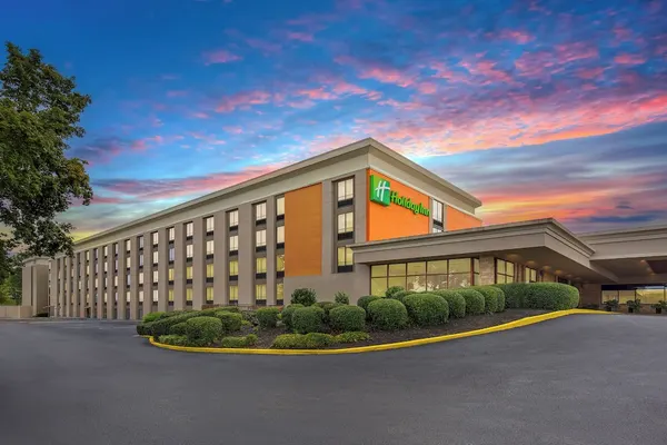 Photo 1 - Holiday Inn Knoxville West- Cedar Bluff Rd by IHG