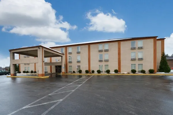 Photo 1 - American Inn Evansville