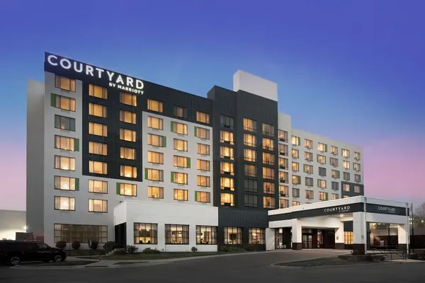 Photo 1 - Courtyard by Marriott Edina Bloomington