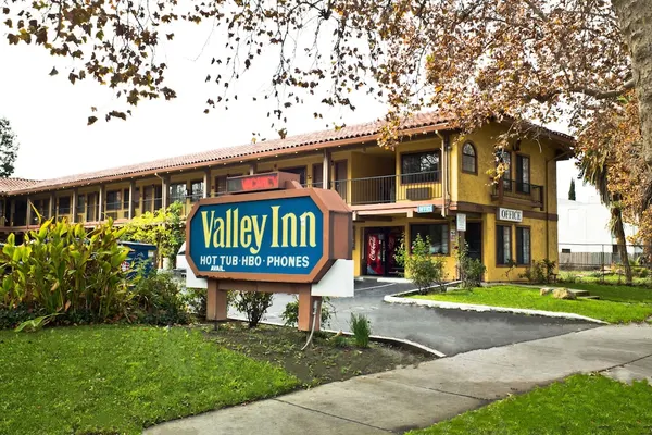 Photo 1 - Valley Inn San Jose