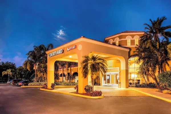 Photo 1 - Courtyard by Marriott Fort Lauderdale North/Cypress Creek