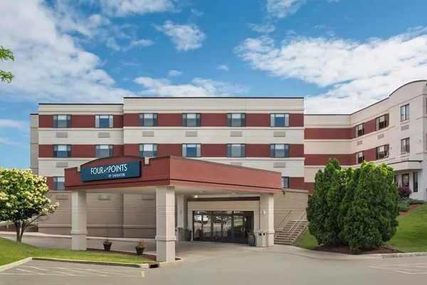 Photo 1 - Four Points by Sheraton Milwaukee Airport