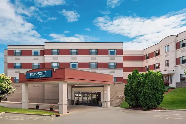 Photo 1 - Royce Hotel