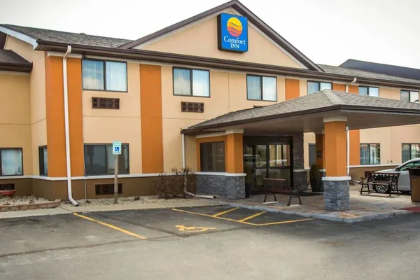 Photo 1 - Comfort Inn Morris I-80