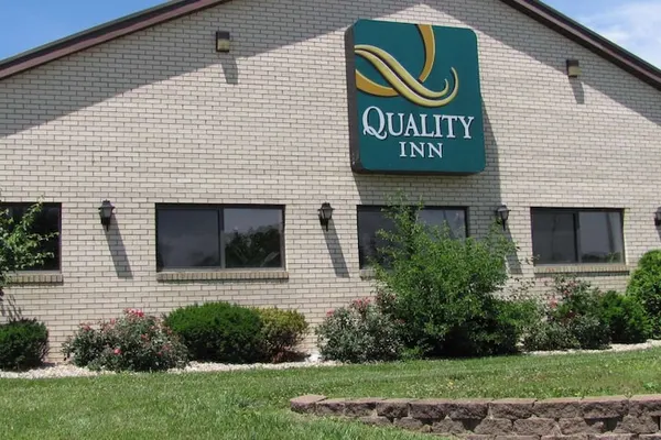 Photo 1 - Quality Inn Mount Vernon