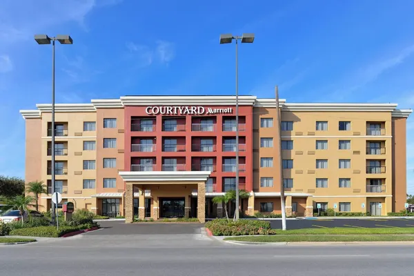 Photo 1 - Courtyard Marriott Laredo