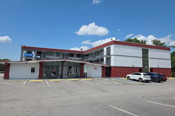 Photo 1 - Motel 6 Raleigh, NC – Downtown South