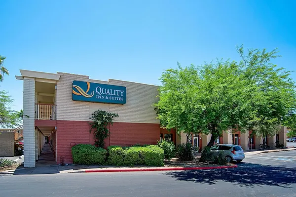 Photo 1 - Quality Inn & Suites Phoenix NW - Sun City