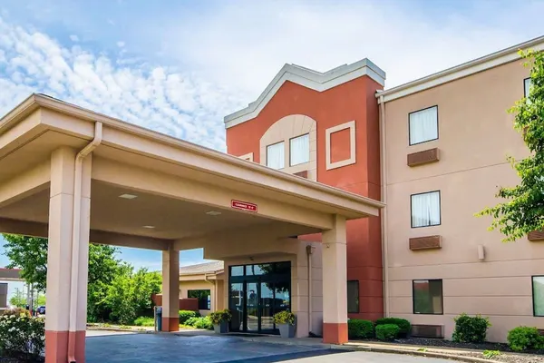 Photo 1 - Comfort Suites Louisville East