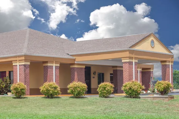 Photo 1 - Days Inn by Wyndham Moulton