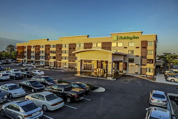 Photo 1 - Holiday Inn Cleveland Northeast - Mentor by IHG