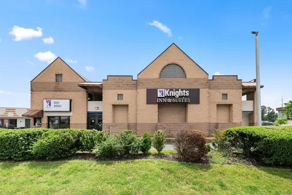 Photo 1 - Knights Inn Virginia Beach at Lynnhaven Pkwy