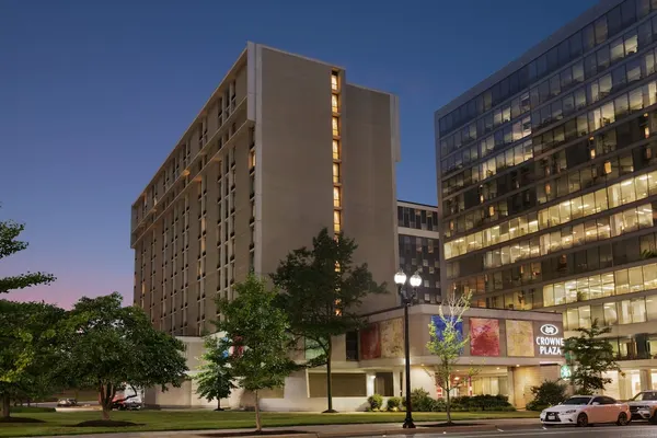 Photo 1 - Crowne Plaza Crystal City-Washington, D.C., an IHG Hotel