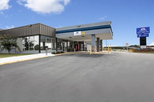 Photo 1 - Americas Best Value Inn Newnan