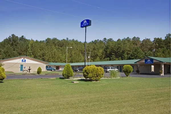 Photo 1 - Americas Best Value Inn Heflin