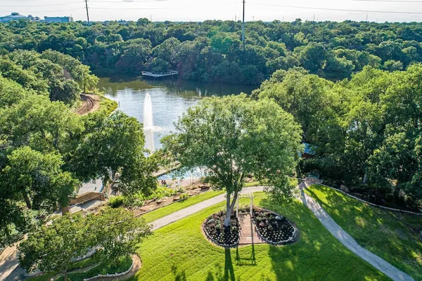 Photo 1 - Hilton DFW Lakes Executive Conference Center